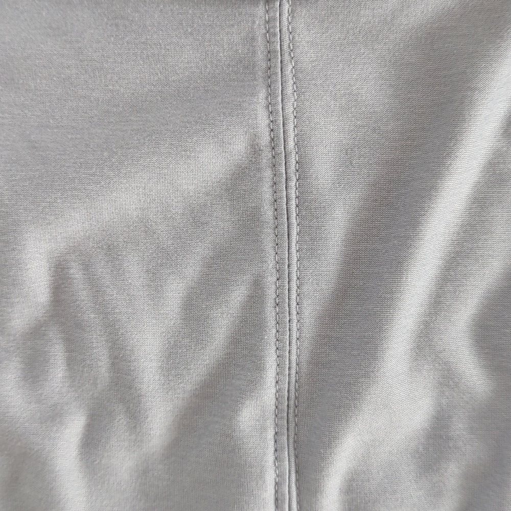 Old Navy XS Maternity Long Sleeve Cloud 94 Soft Twist-Front Top - Picture 8 of 8